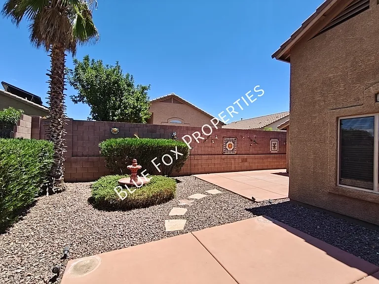 10923 S Lake Gambusi Dr — Photo 34