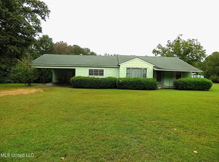 6121 Gibson Rd, McComb, MS 39648