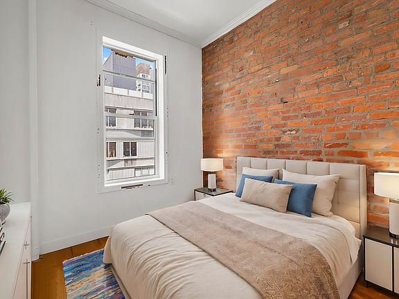 3rd image of 106 Norfolk St APT 20