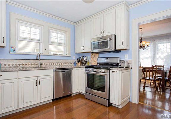 2nd image of 130 Vernon Ave