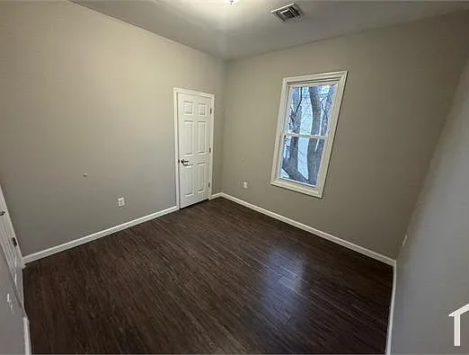 302 Halsted St #6 — Photo 3