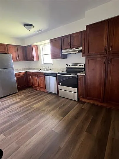 251 Rast St #1-L7 — Photo 2