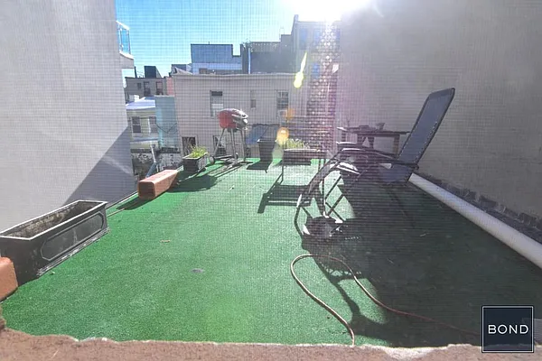 Rented by Bond New York | media 10