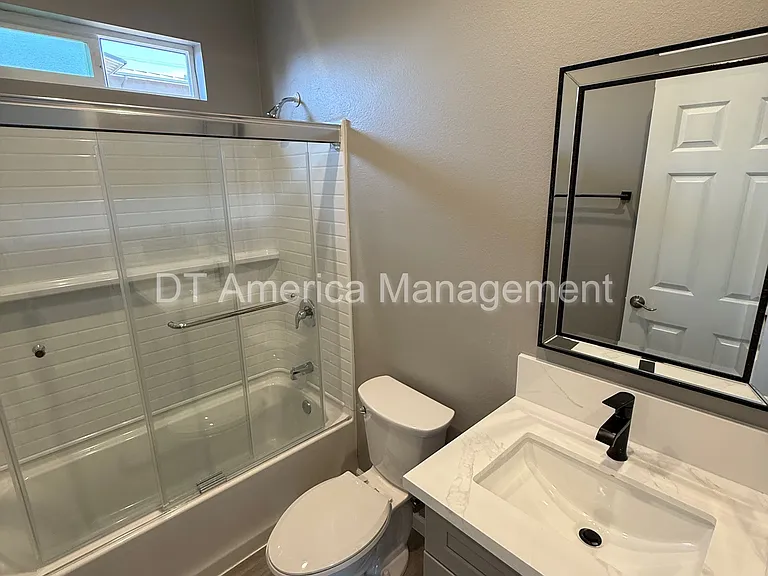 5484 Timothy Dr — Photo 23