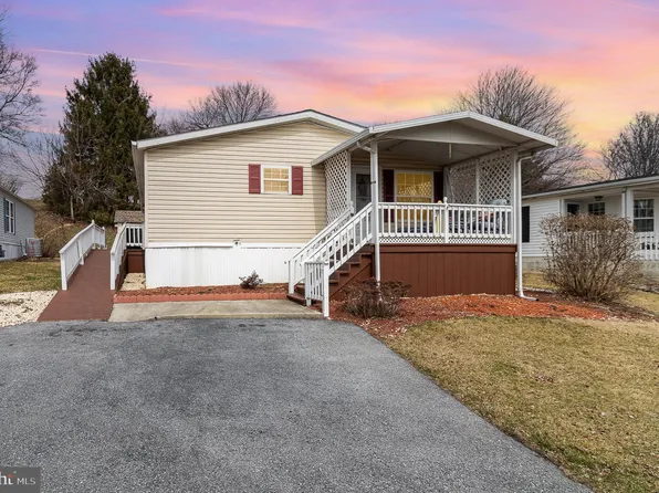 436 W Cedar St, Palmyra, PA 17078