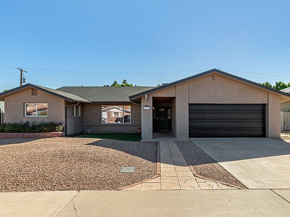 North facing front elevation!