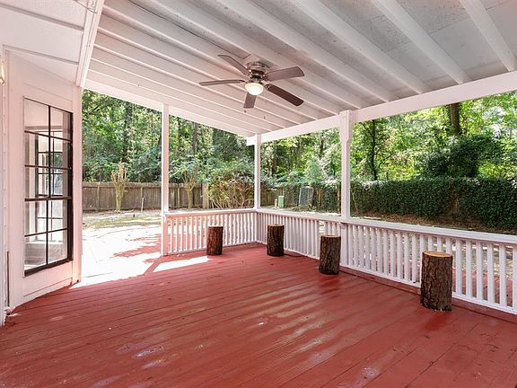 4th image of 2646 Hidden Garden Dr