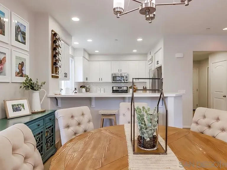 1423 Shearwater St #2 — Photo 4