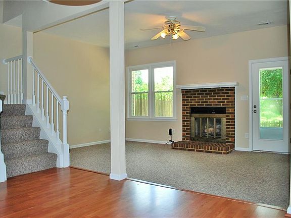 5th image of 1115 Killington Arch