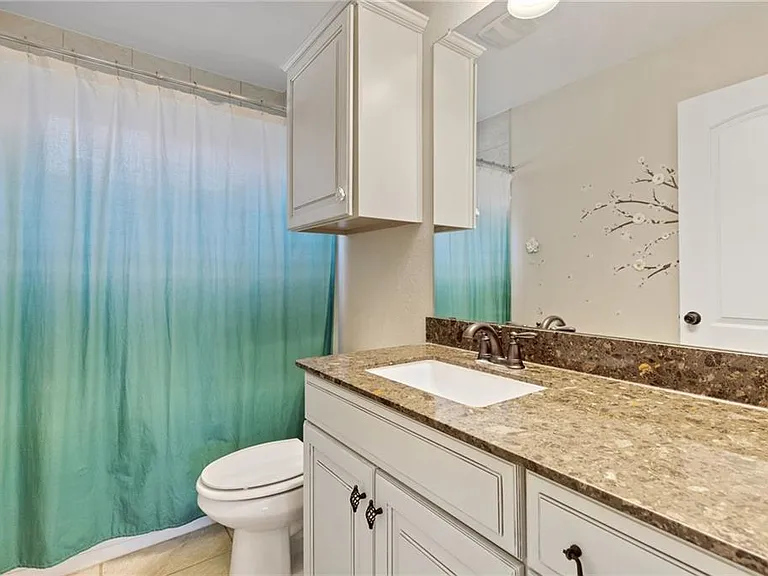 2337 Muzzie Ln — Photo 25
