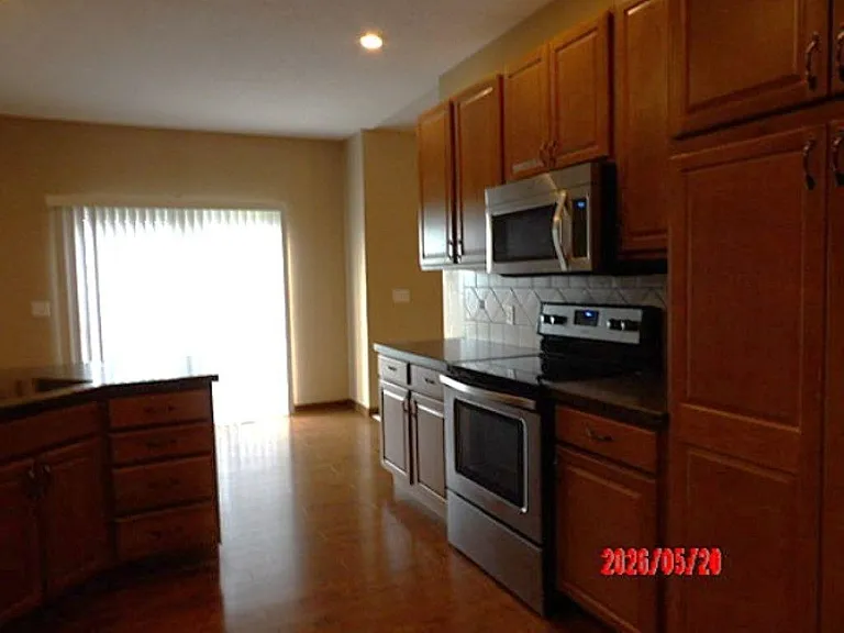 1106 Sandstone Dr — Photo 9