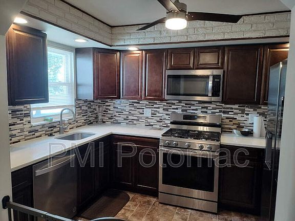 3rd image of 319 Hance Ave