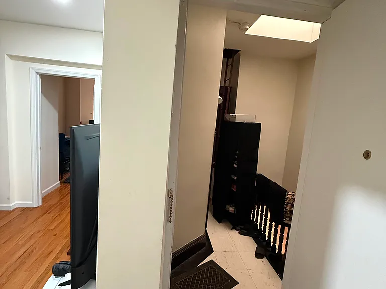 258 Hancock Ave #2 — Photo 4