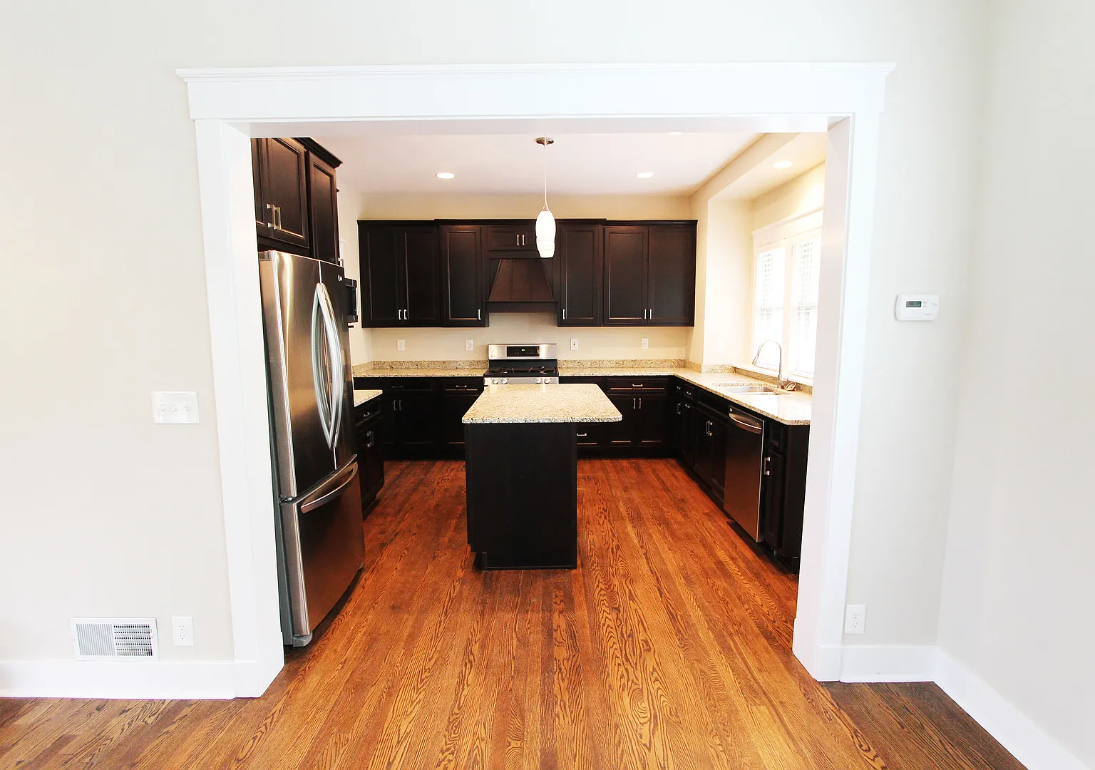 Amazing is an understatement for this 5-star Kitchen! Famous Warren Buffet Neighborhood — Photo 1