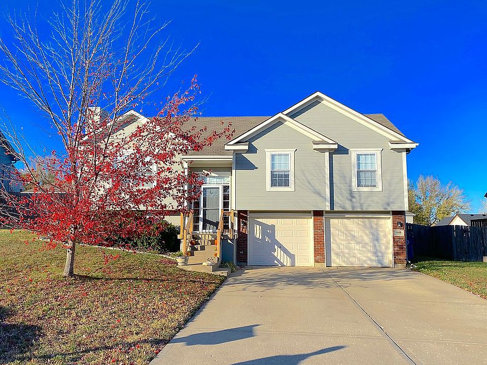 1st image of 1116 NW Scenic Dr