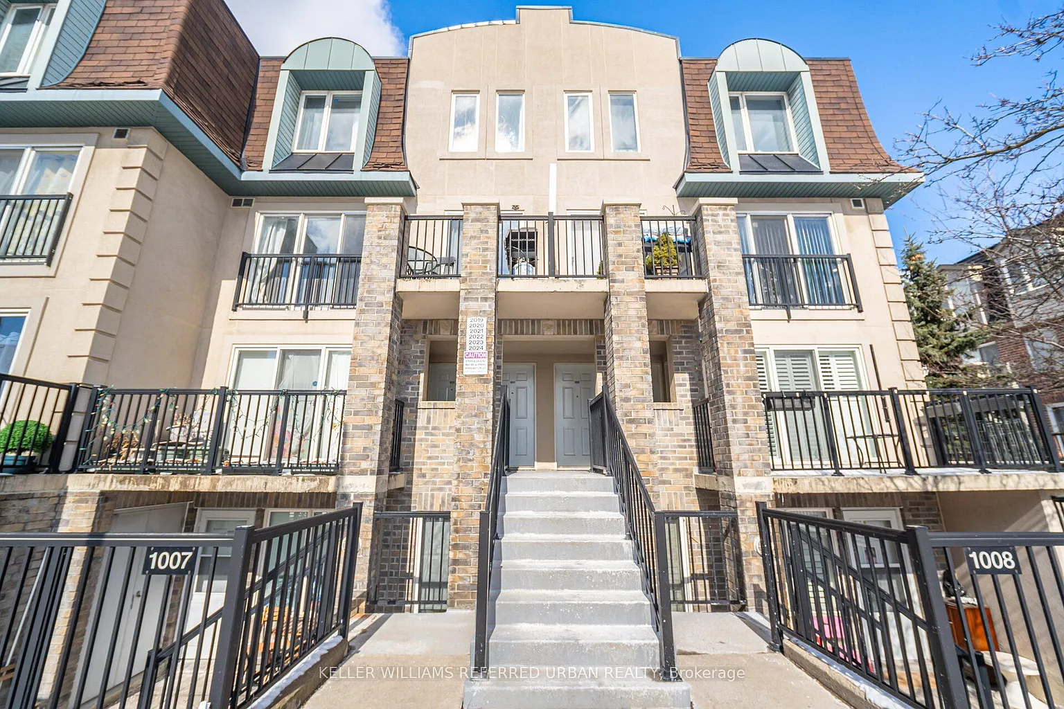 125 George Appleton Way #2020 photo 1