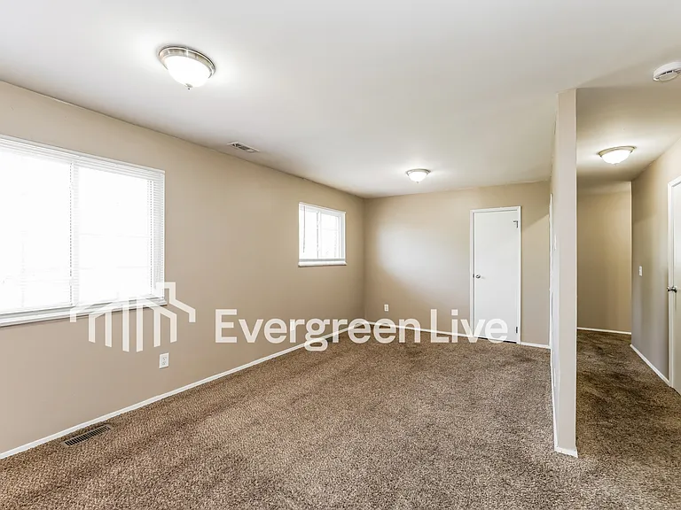 11559 Geneva Rd — Photo 5