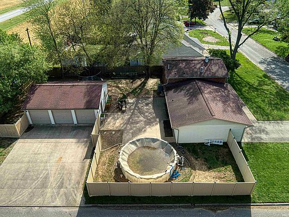 3rd image of 1820 Audubon Dr