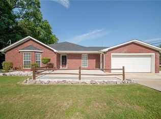 638 Mimosa Rd, Phenix City, AL 36870