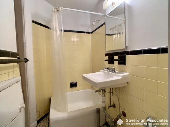 936 West End Avenue image 1 of 1