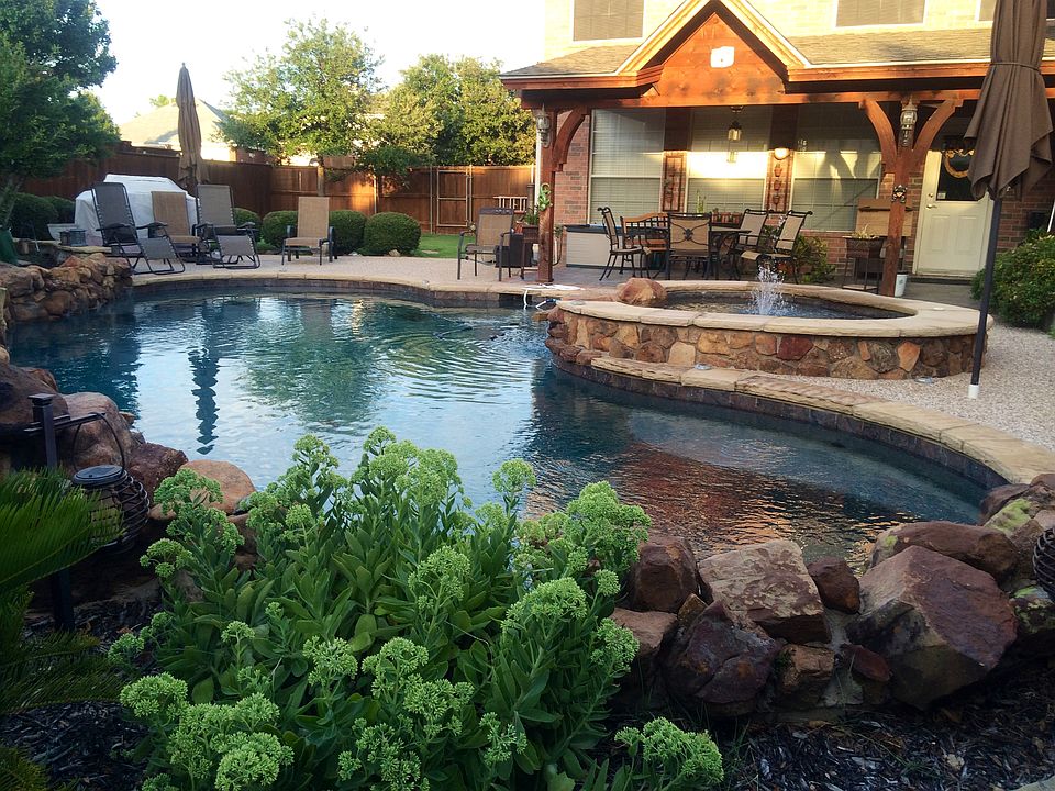 2nd image of 4009 Rolling Oaks Dr