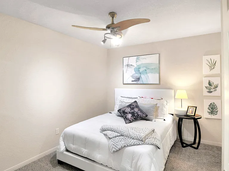 Garden Park Apartments — Photo 9