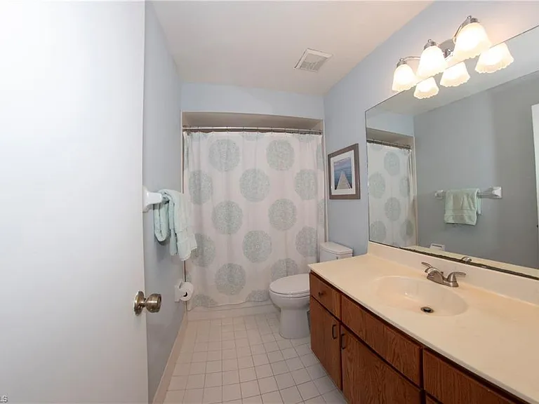 17210 Terraverde Cir #4 — Photo 25