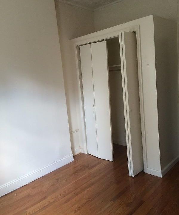2nd image of 205 Franklin Ave APT 1B
