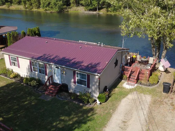 150 River Valley Rd, Irvine, PA 16329