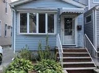 69-17 68th St, Glendale, NY 11385