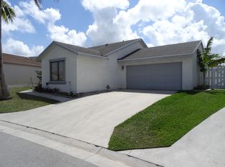 21613 Yellowstone Park Dr, Boca Raton, FL 33428
