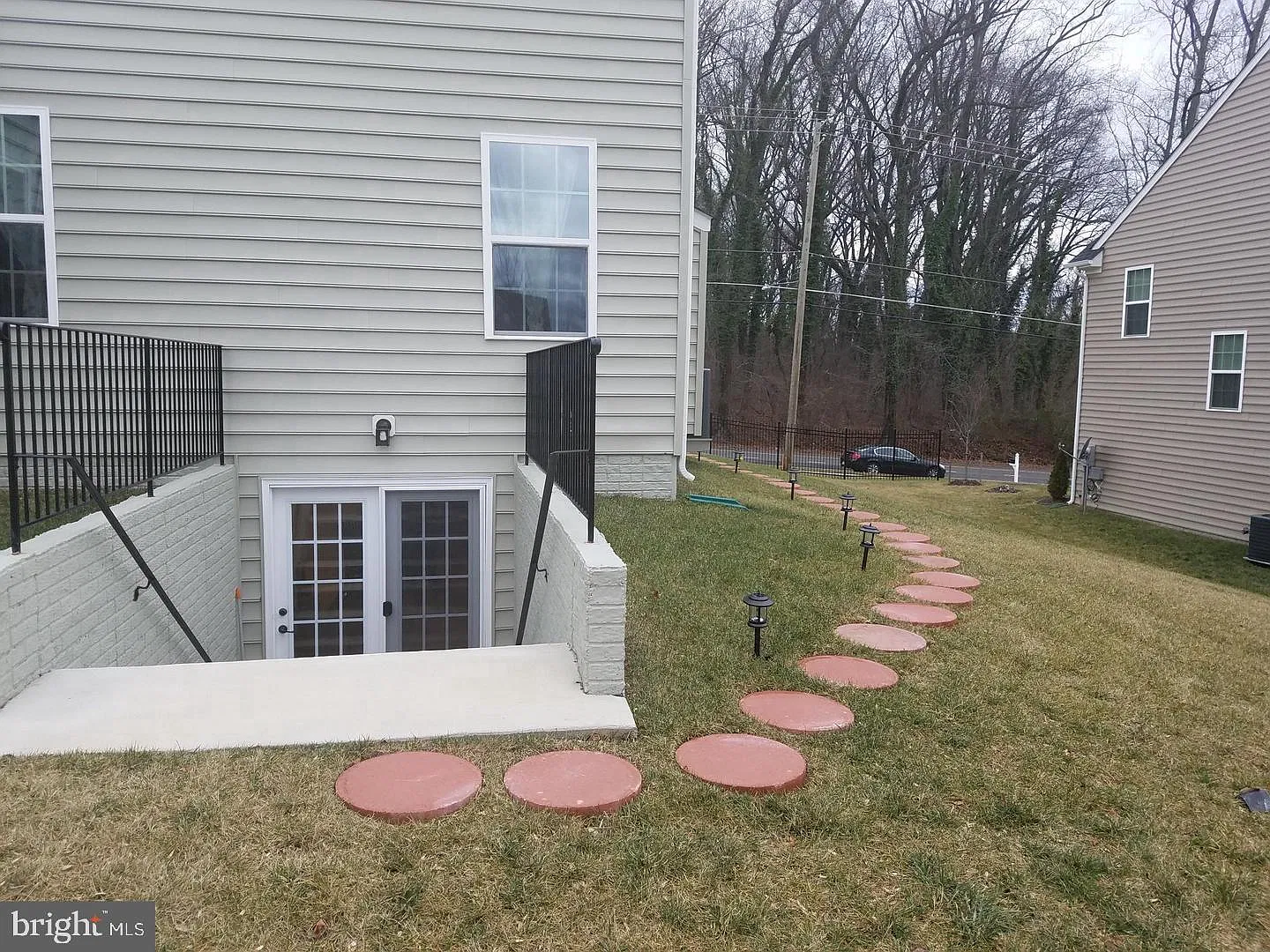 1 bed, 1.0 bath, 2708 sqft, $1,299 — Photo 1