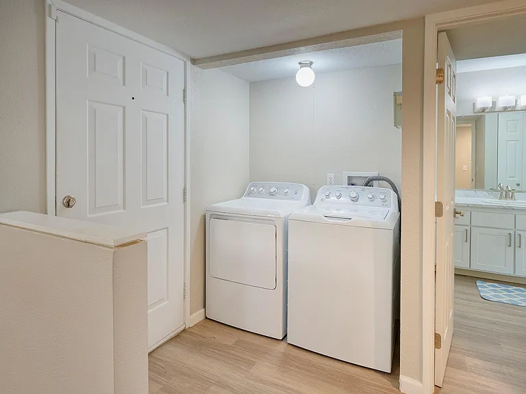 Quail Cove Apartments — Photo 25