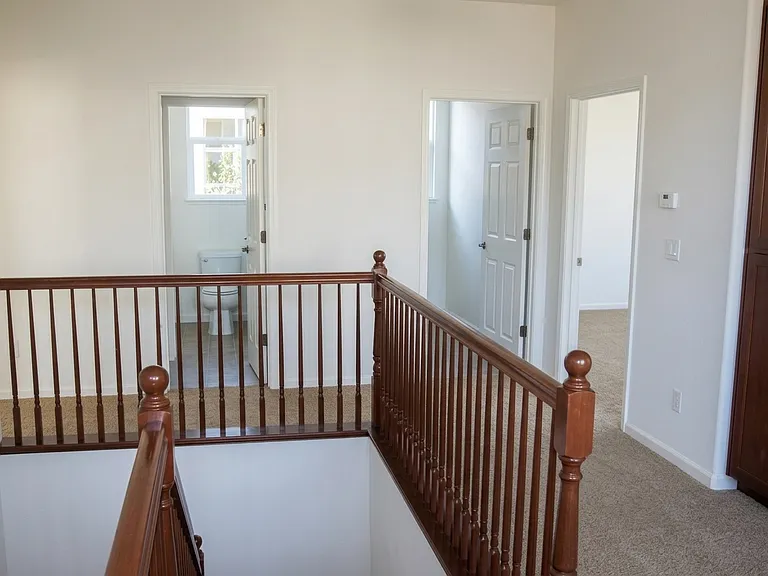 437 Carema Ct — Photo 10