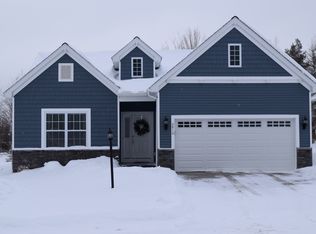 2810 Sun Ridge Dr, erie, PA 16509