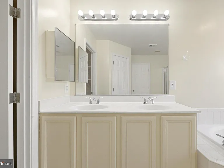45805 Marlane Ter — Photo 35