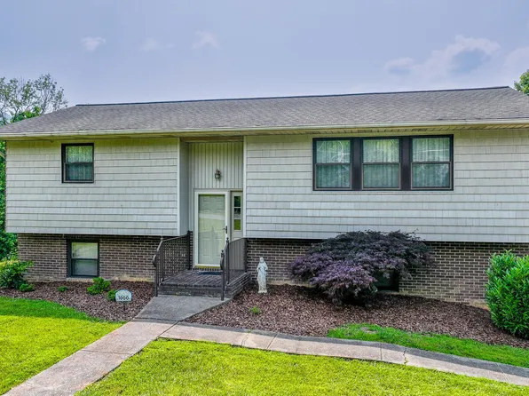 1000 Amersham Rd, Kingsport, TN 37660