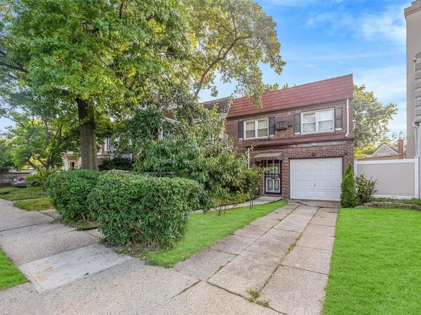 77-26 173rd Street, Fresh Meadows, NY 11366