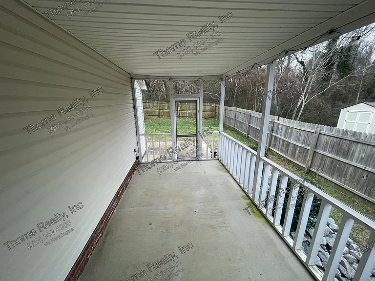 1845 Bridgewood Rd — Photo 10
