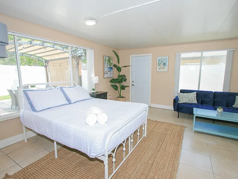 55 Velma Dr W — Photo 29