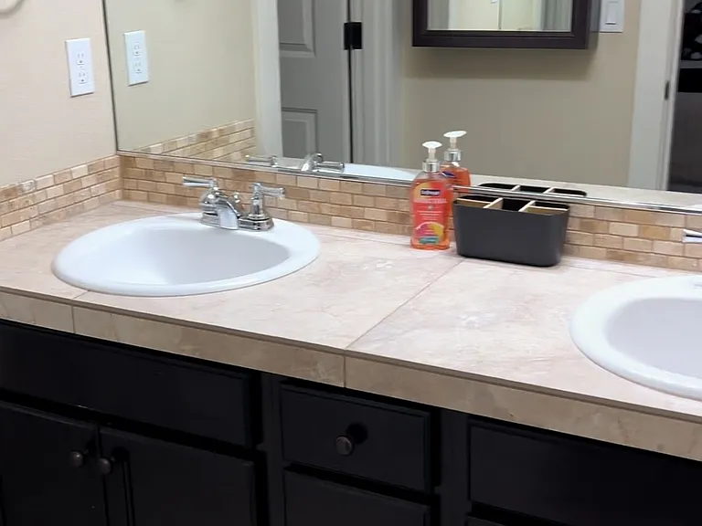 13977 Passage Pkwy — Photo 15