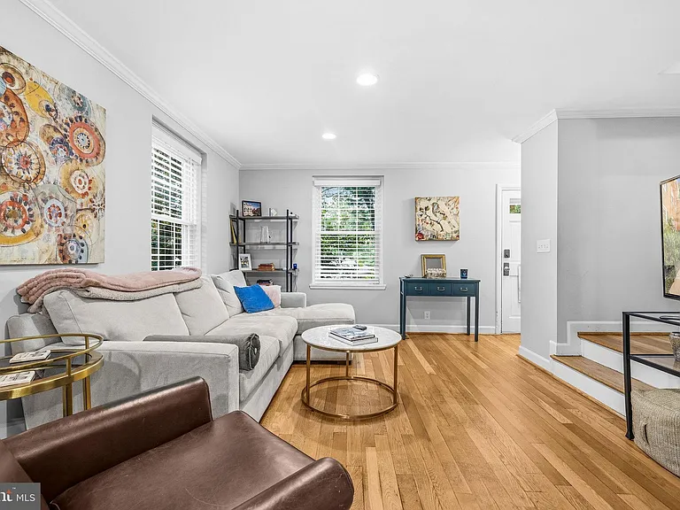 2909 S Dinwiddie St — Photo 5