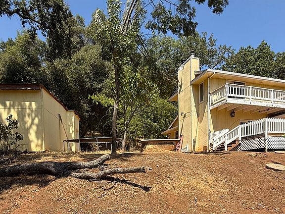 2nd image of 9985 Wendell Rd