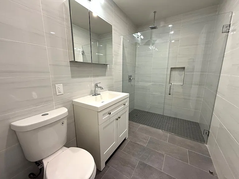 130 E 93rd St #5S — Photo 7