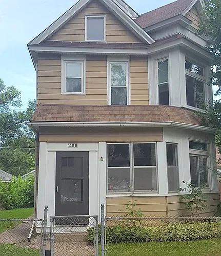 1158 Edgerton St Photo 1