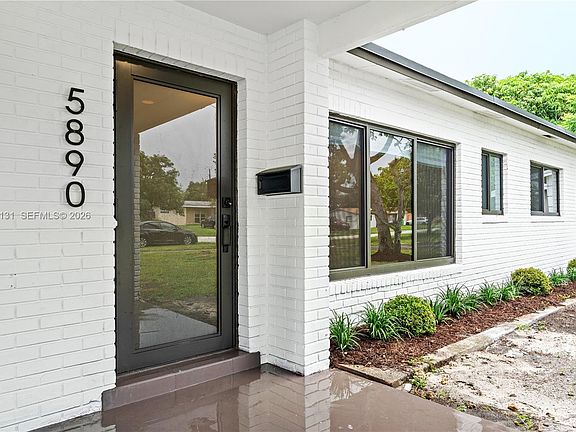3rd image of 5890 NW 15th St