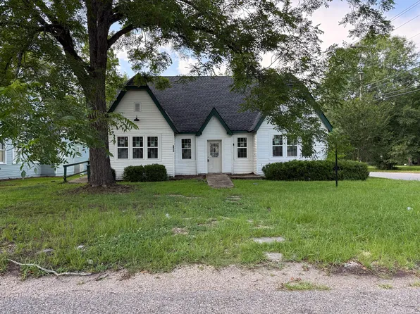2053 Clubview St, Montgomery, AL 36106