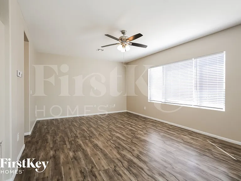1620 Knoll Heights Ct — Photo 3