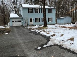 261 York Rd, Bloomingburg, NY 12721