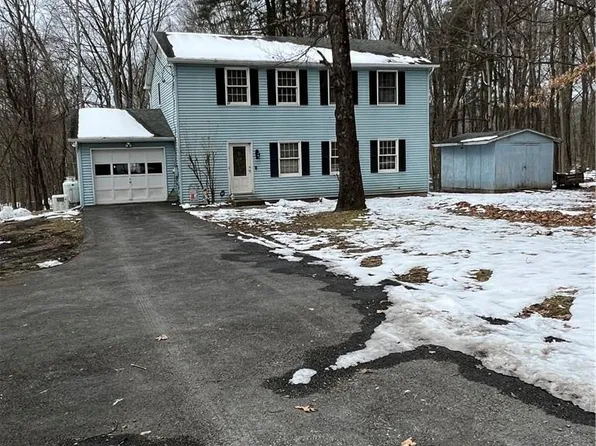 261 York Road, Bloomingburg, NY 12721